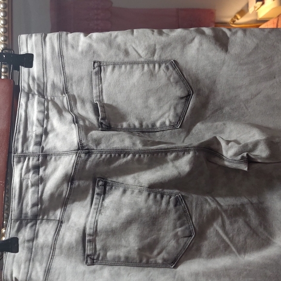 J brand jeans - Picture 2 of 4